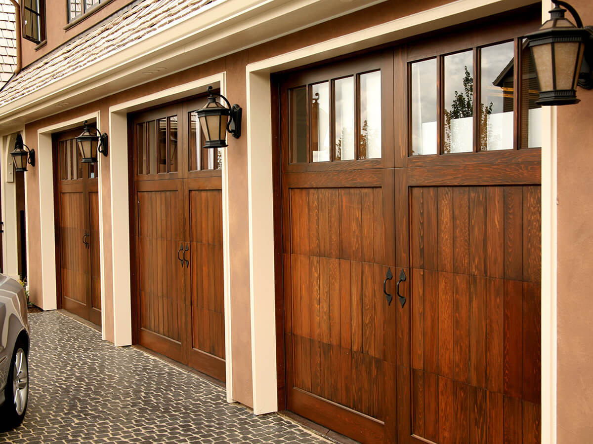 wooden-garage-doors