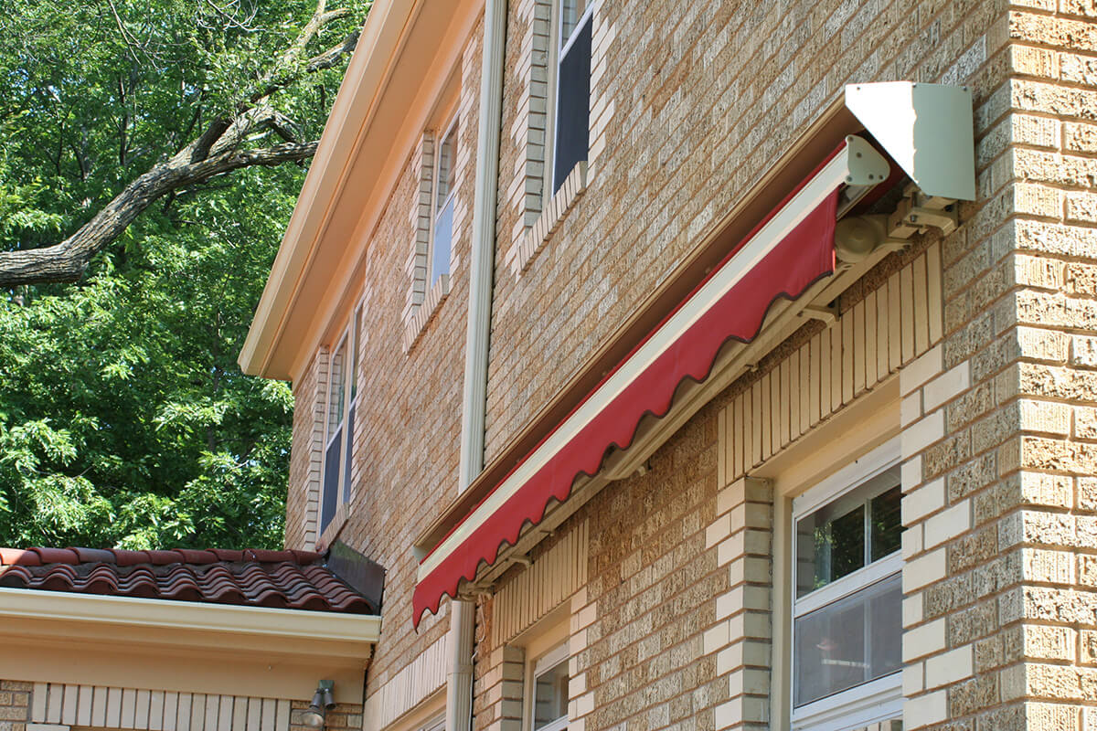 retracted-awning